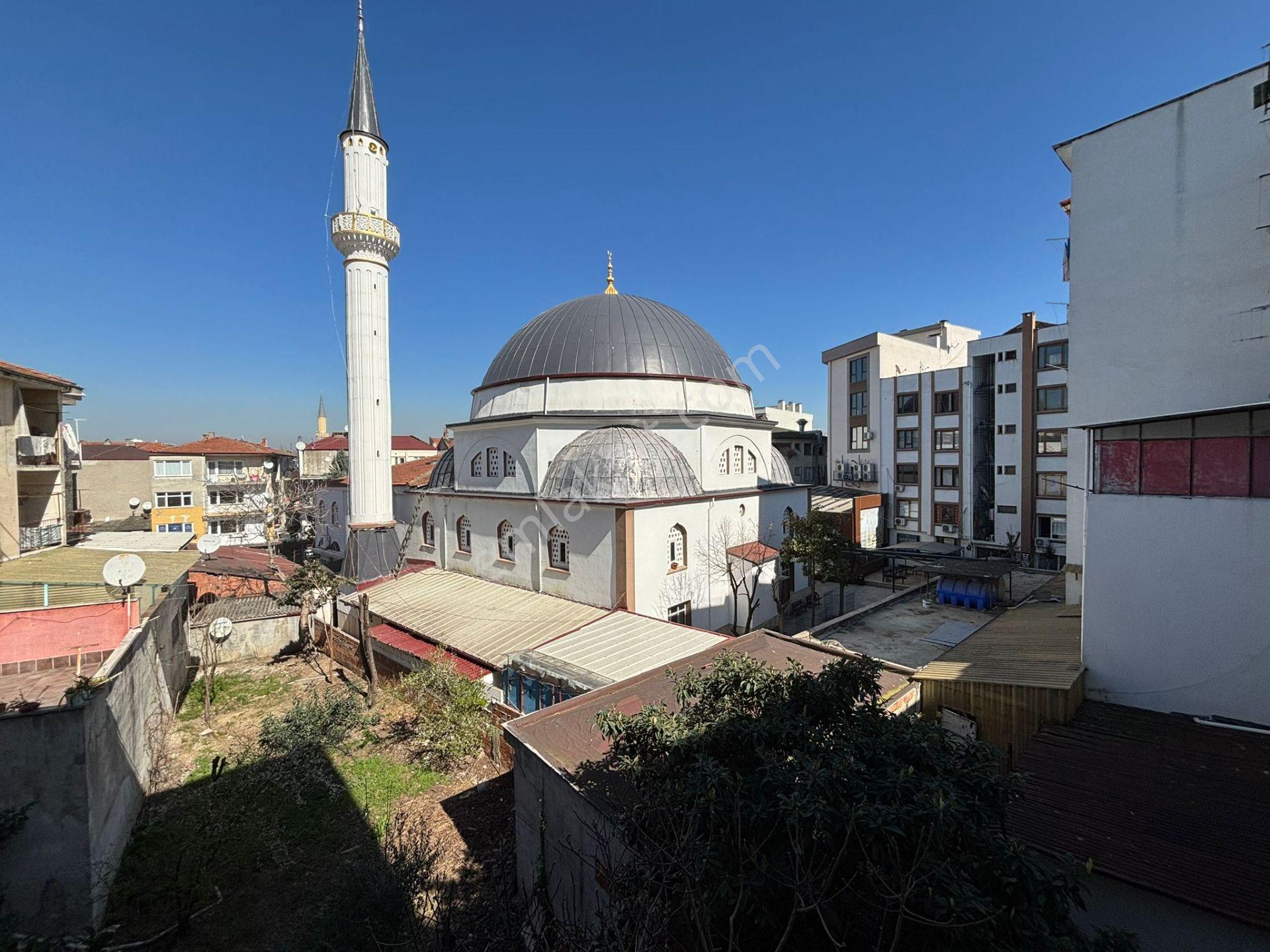 Karamürsel 4 Temmuz Mah. Cadde Üzeri 130 M² 3+1 Ofise Uygun - Görsel 21