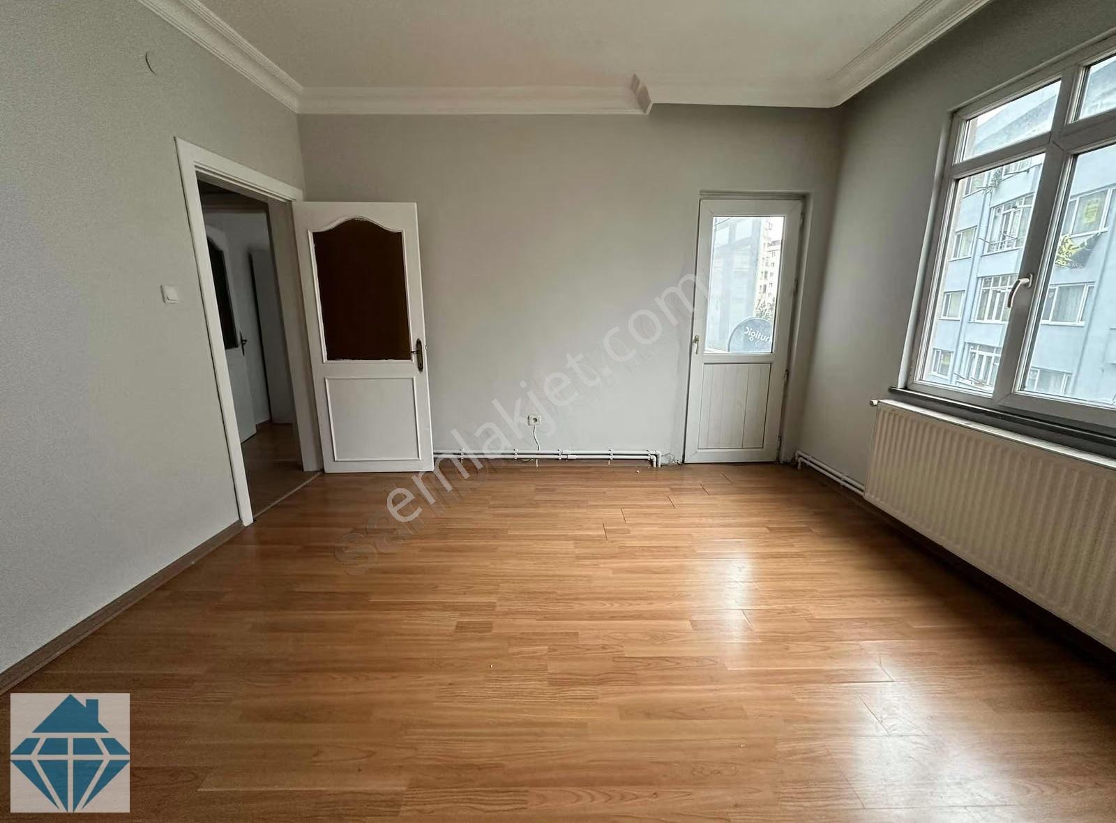 Ayazağa'da Kiralık 3+1 Daire: 110m² Net, Merkezi Konum! - Görsel 3
