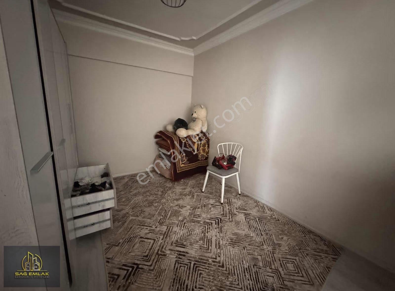 Bağlarbaşı Okul Caddesinde 130 M² Net Ferah 3+1 Satılık Daire - Görsel 8