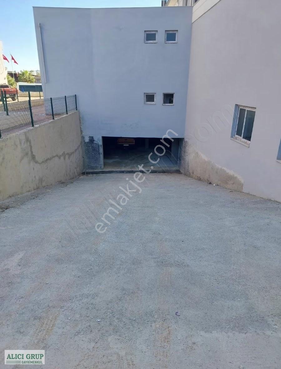 3+1 Kapalı Mutfak Kozan Yoluna Sıfır Lüx İşçilikli Daire - Görsel 11