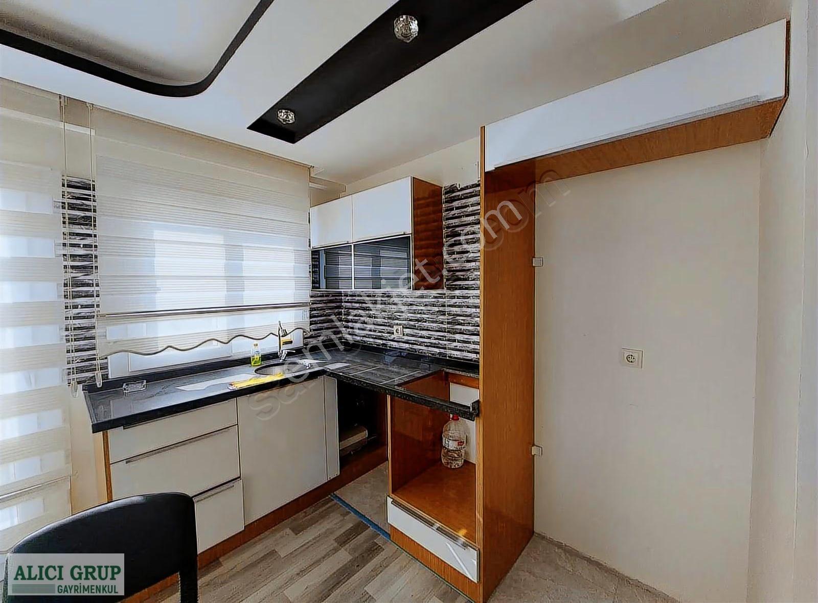 #stadyum Civarı Teraslı 3 Cepheli Satılık 1+1 Daire - Görsel 3