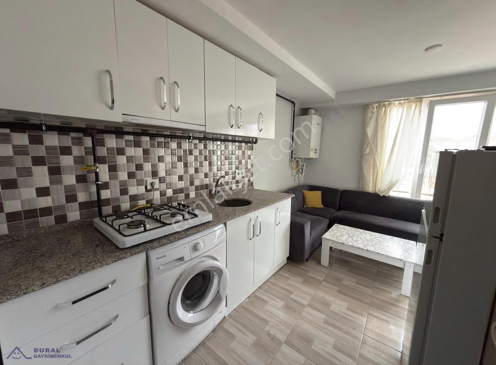 Dur Al Gayrimenkulden Salı Pazarının Üstünde 1+1 Kiralık Apart