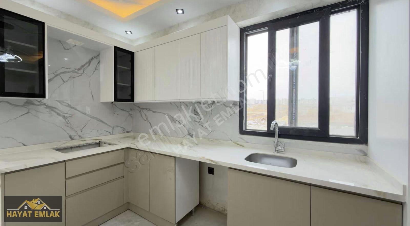 Ataşehir'de Elit Bahçeşehir Evleri'nde 2+1 Sıfır Eksiksiz - Görsel 18