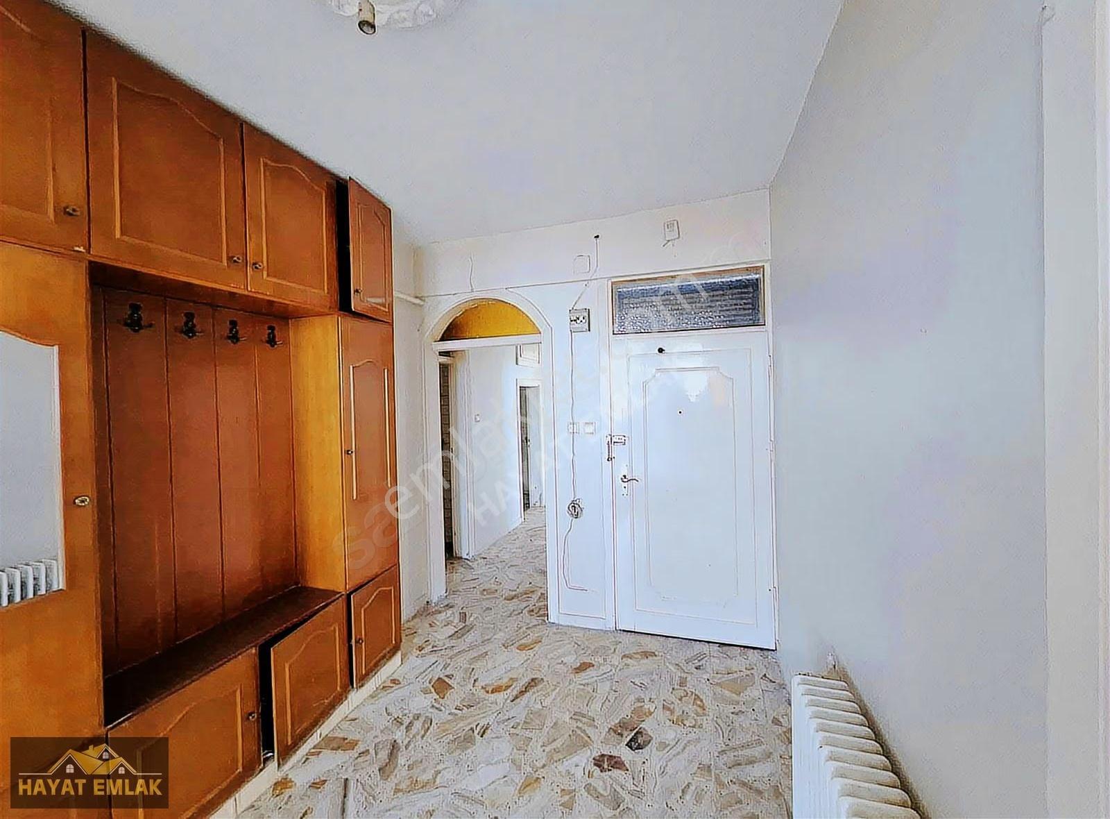 Hayat'tan Kiralıkyenişehir Caddesi'nde 3+1, 170m² Geniş Daire - Görsel 24