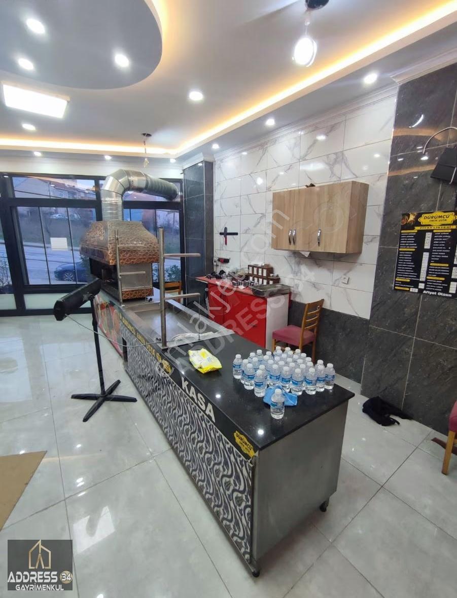 Arnavutköy Taşoluk Mah. Devren Kiralık 70 M²işlek Konumda Dükkan - Görsel 10