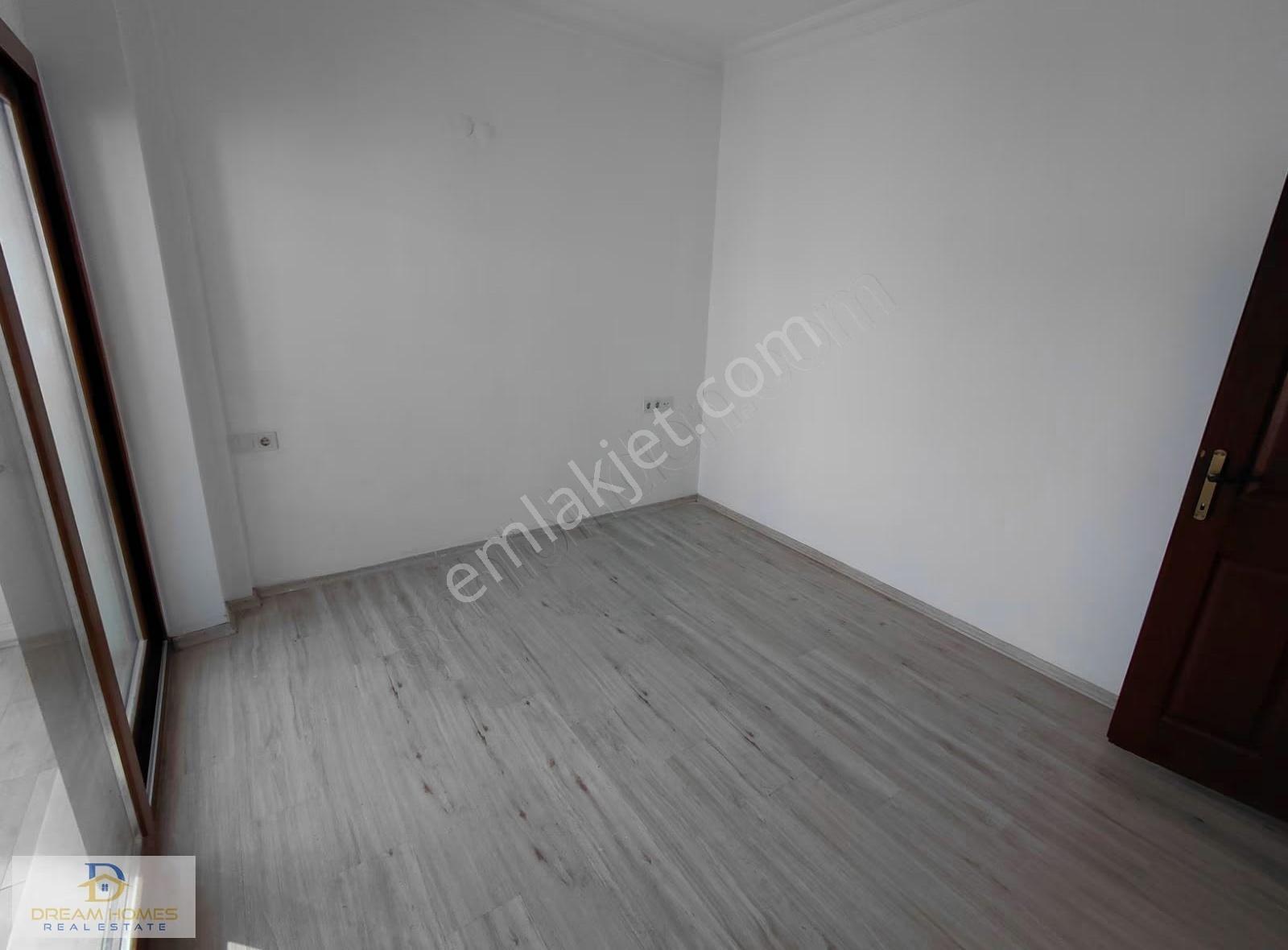 Merkezi Konumda, Havuzlu Sitede Satılık İkiz Villa - Görsel 26