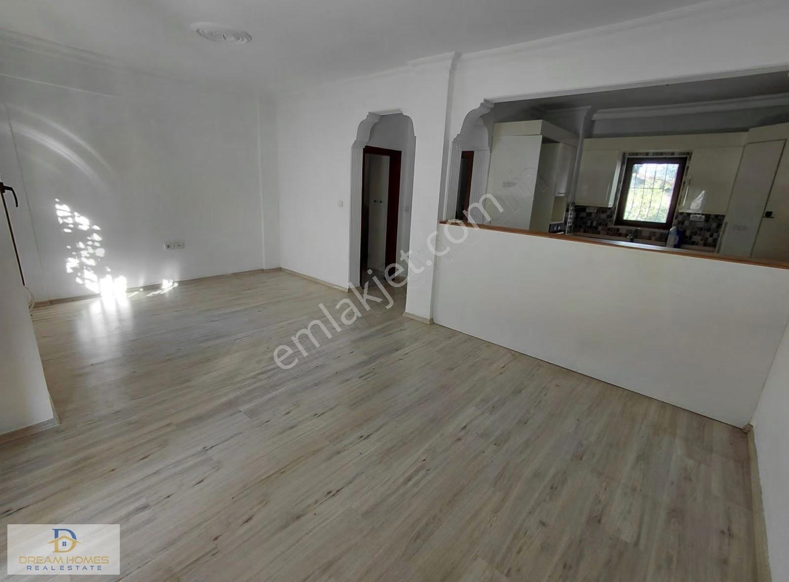 Merkezi Konumda, Havuzlu Sitede Satılık İkiz Villa - Görsel 16