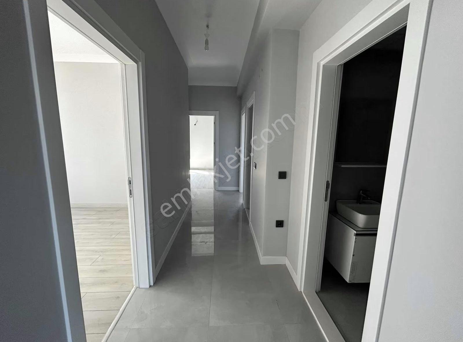 Lifeside Sitesinde Muhteşem Konumda Satılık 3+1 Daire - Görsel 23