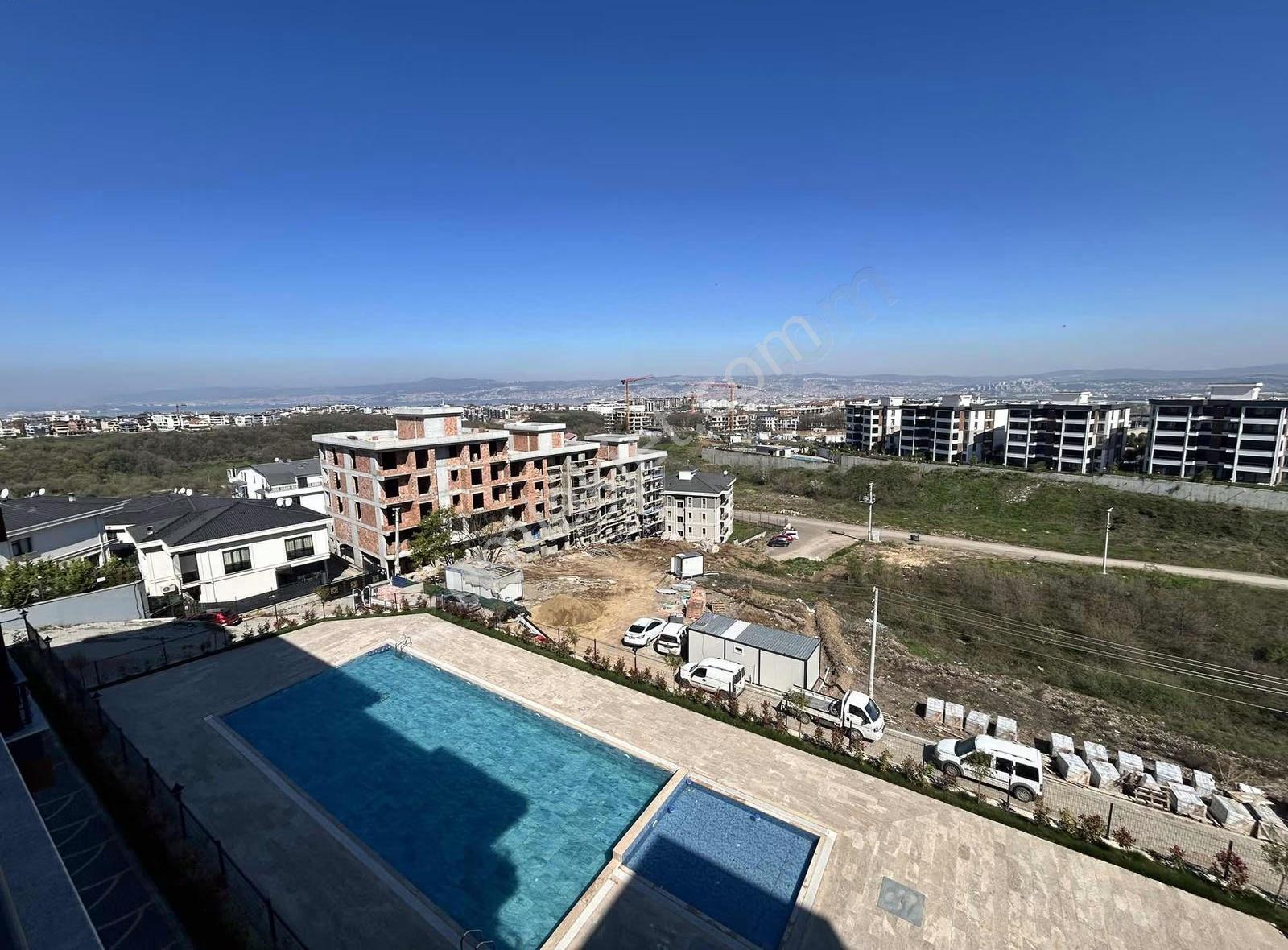 Lifeside Sitesinde Muhteşem Konumda Satılık 3+1 Daire