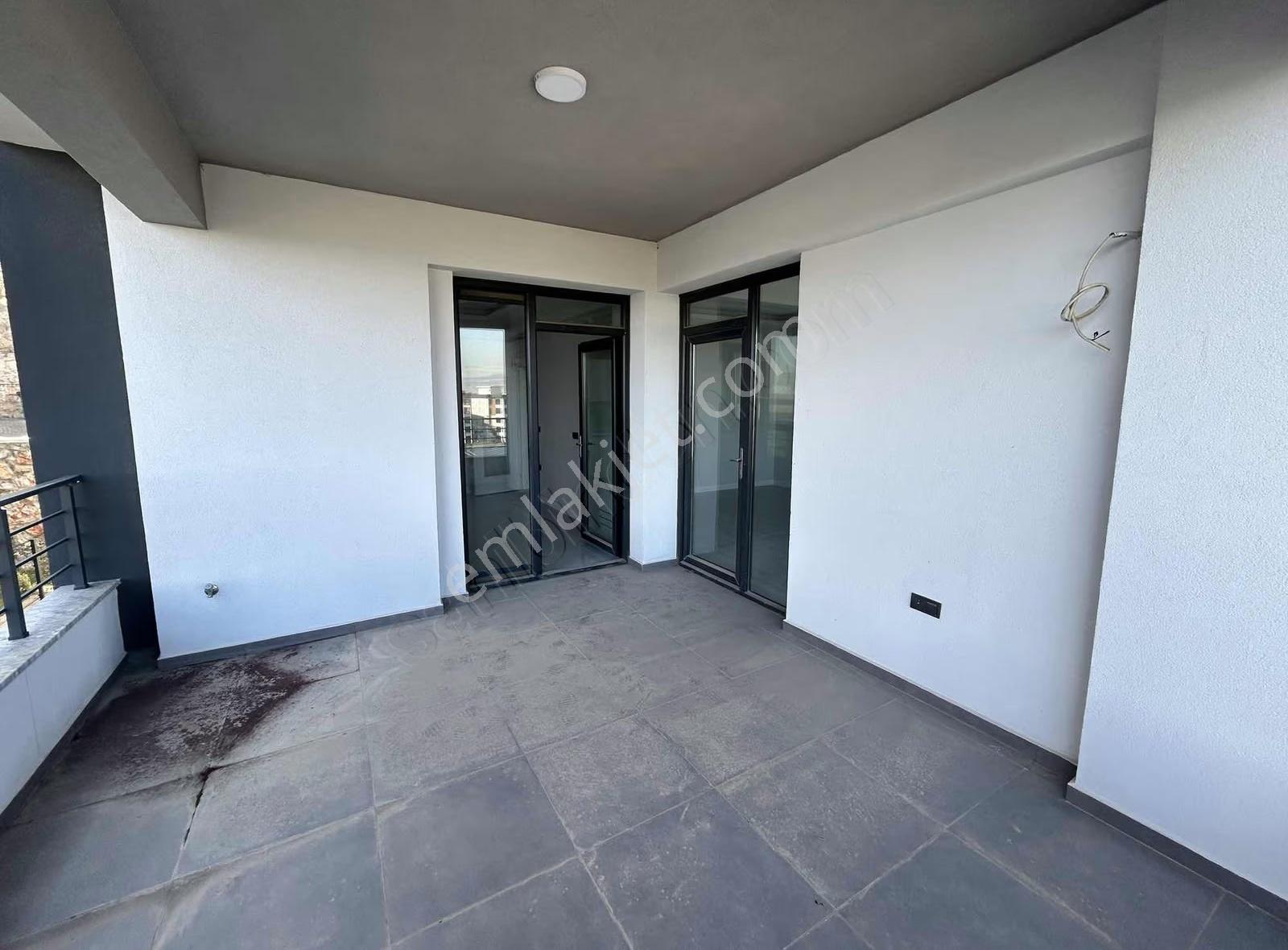 Lifeside Sitesinde Muhteşem Konumda Satılık 3+1 Dubleks Daire - Görsel 30