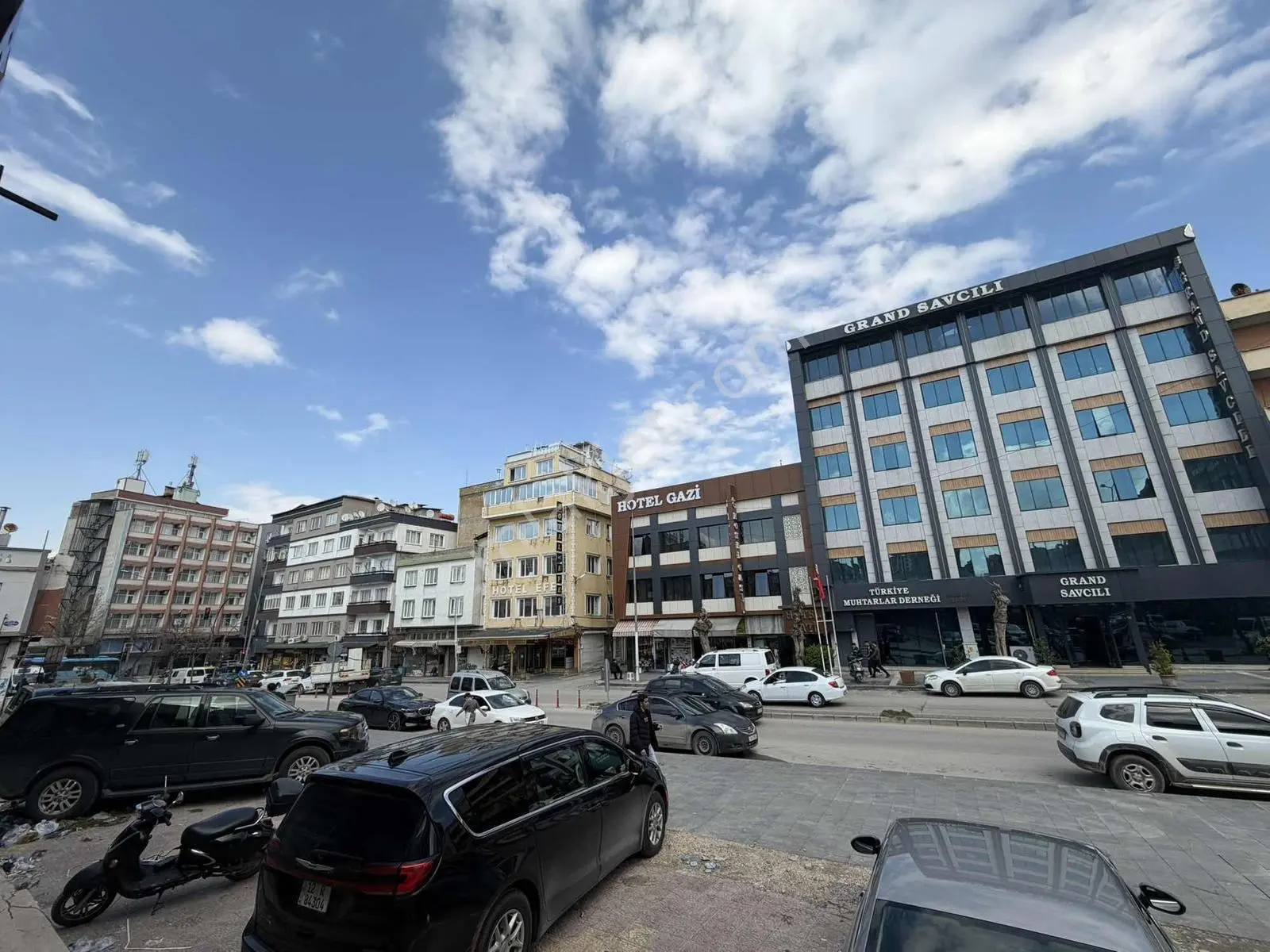 Z Group'dan Oteller Bölgesinde Satılık Devren Erkek Kuaförü - Görsel 3