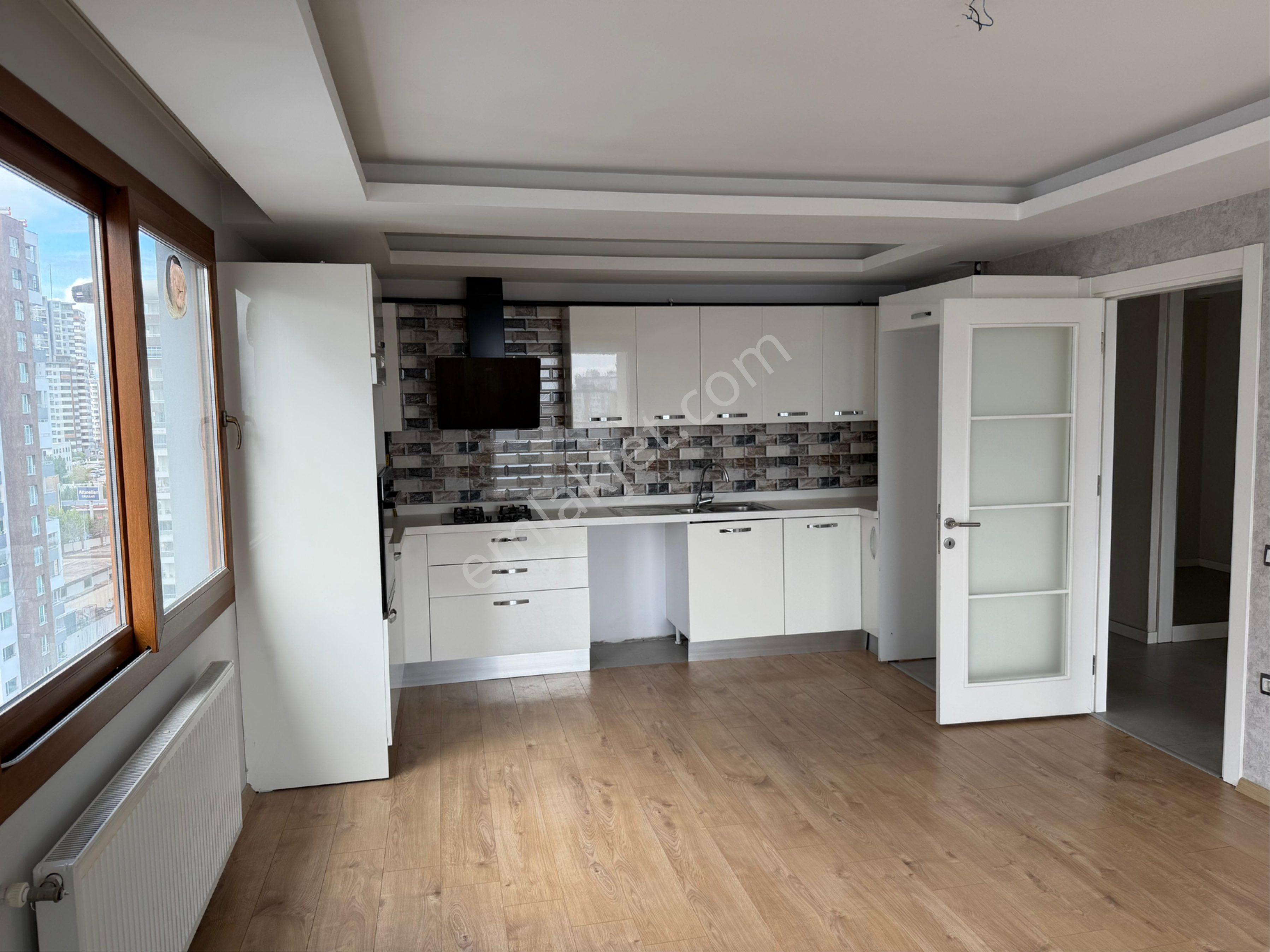 Yüzüncüyıl’da Havuzlu Site İçerisinde 4+1 Kiralık Lüks Daire - Görsel 16