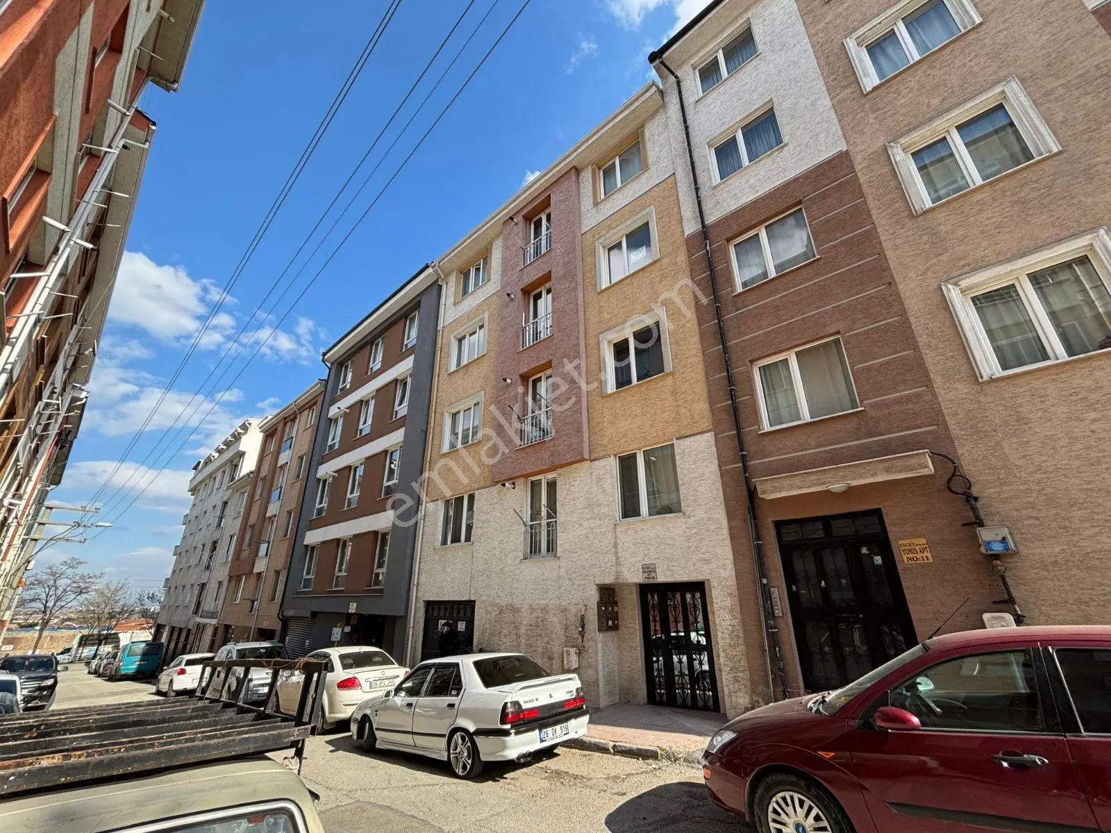 Eker'den Erenköy Yıldırım Caddesi Yakınında Satılık 2+1 Daire
