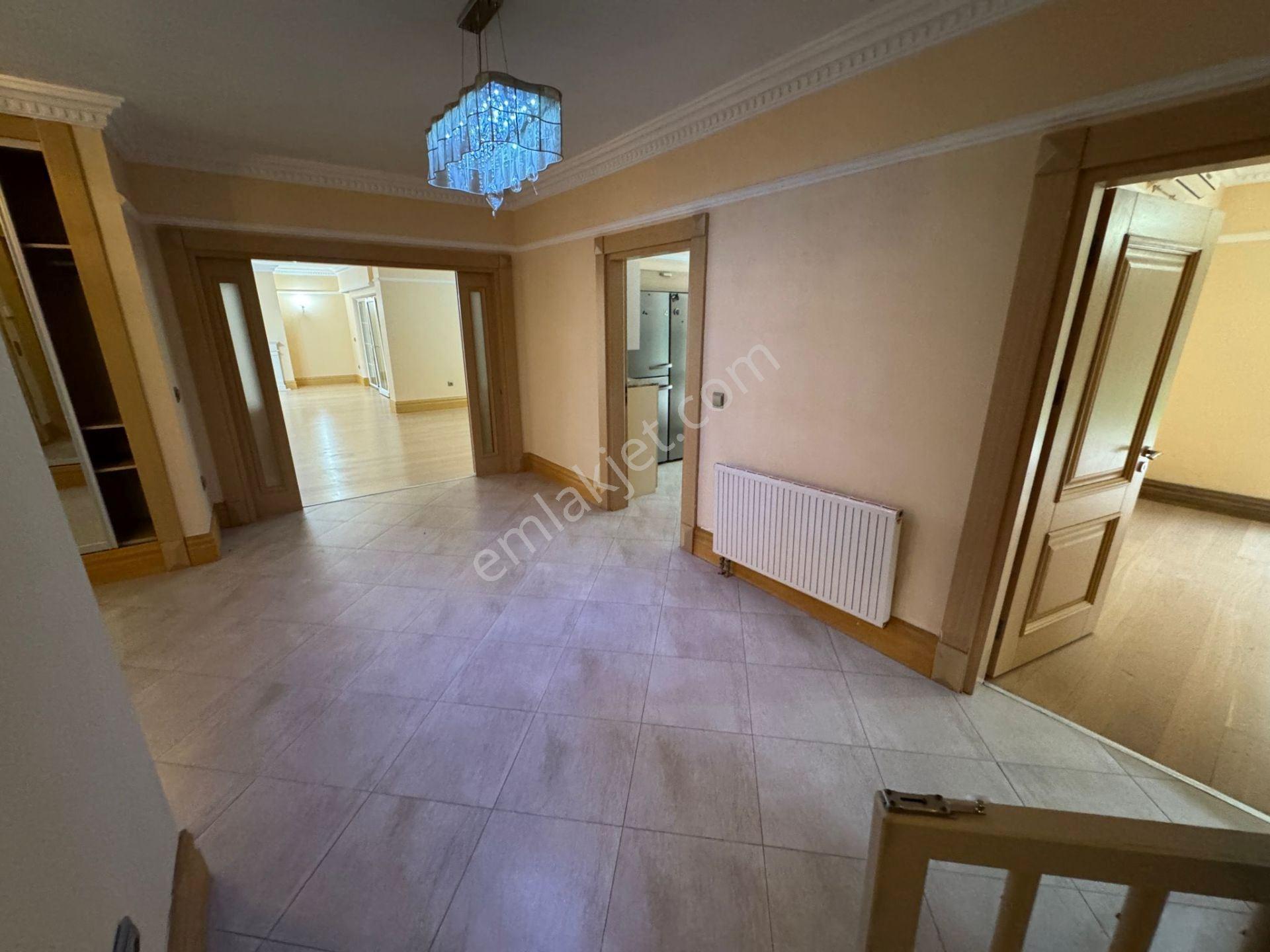 Royal Park Residence'ta Kiralık Müstakil Havuzlu, Bahçeli Villa - Görsel 9