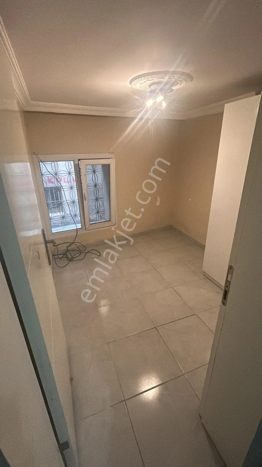 3 Katlı Müstakil Temiz Evimiz Kaçırmayın - Görsel 18