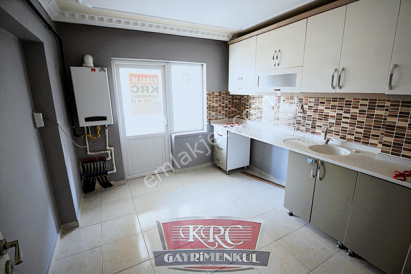 Krc'den Çağlayan Mah.merkezi Konumda 3+1 Satılık Daire - Görsel 17