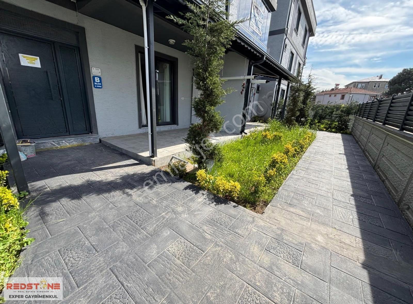 Karasu Da Havuzlu Sitede Müstakil Bahçeli 1+1 Satılık Daire - Görsel 15