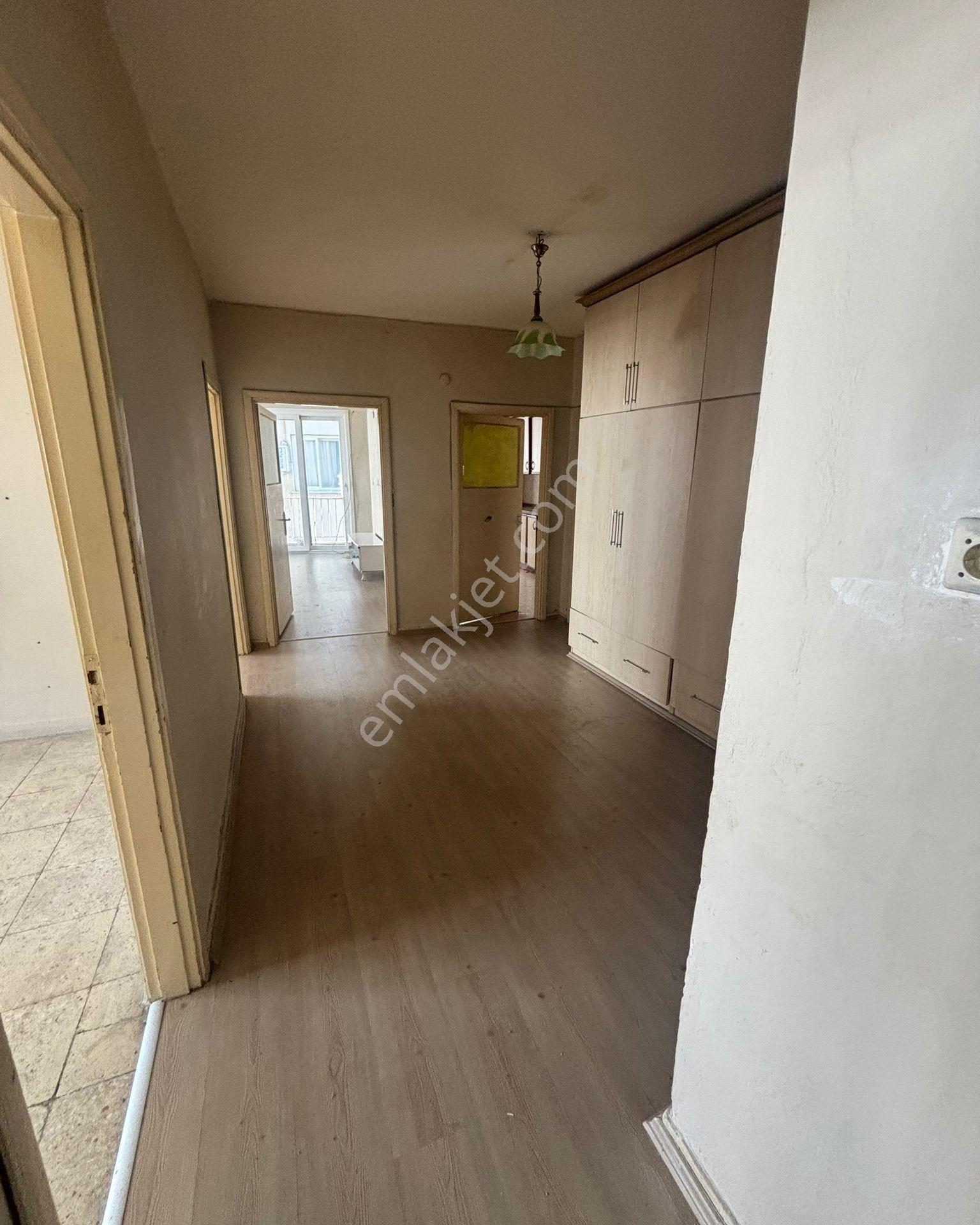 Cumhuriyet Mahallesi’nde 3+1 Kiralık Ara Kat Daire - Görsel 6