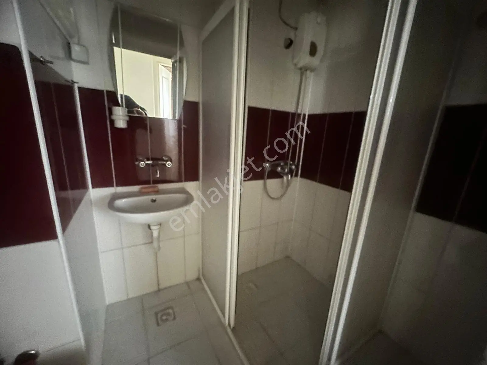 Alanya Güllerpınarı Mah.denize 50 Mt.eşyalı Kiralık 2+1 Daire - Görsel 16
