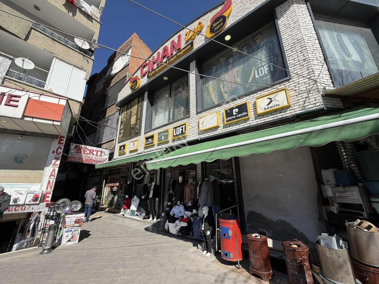 Acil!! Merkezi Konumda Çift Katlı Kiralık Dükkan - Görsel 8