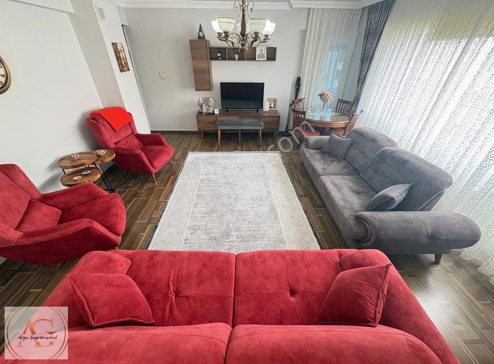 Arya'dan Doktorlar Sitesi Yakını, Plaja Yakın 2+1 Satılık Daire - Görsel 6