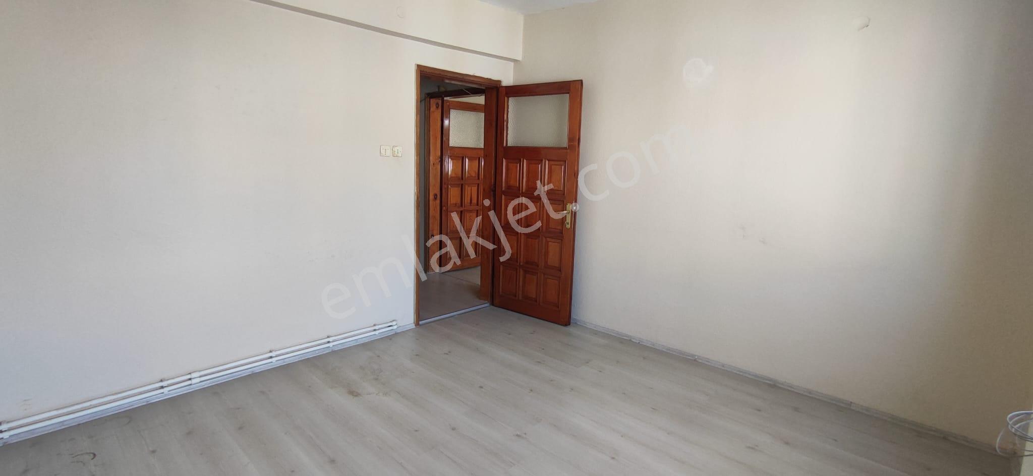 Elfi Den Gümüşçeşme Mahallesi Kiralık 3+1 Daire - Görsel 9