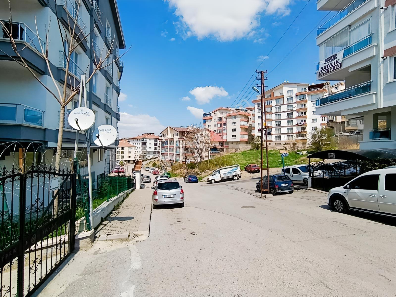 Krc'den Durali Alıç Mahallesinde 3+1 Gd Cephe Satılık Daire - Görsel 21