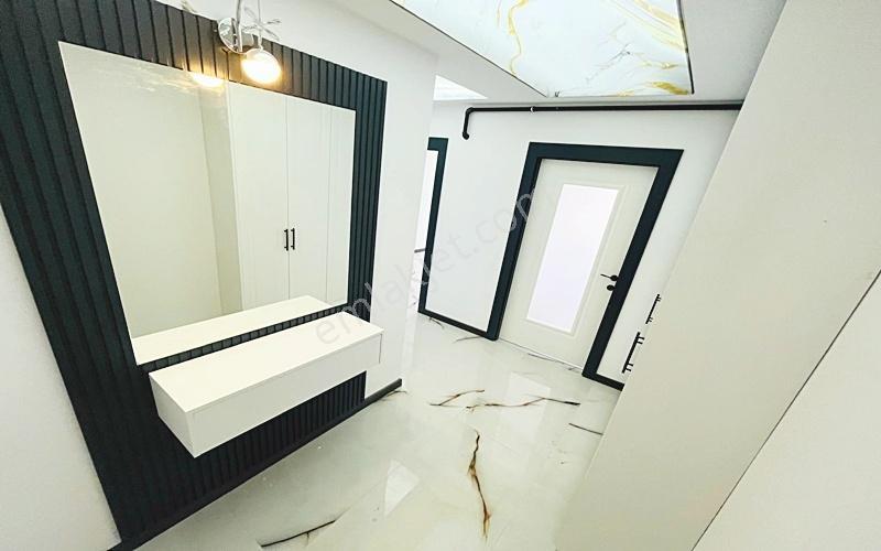 Yenikent Emla'tan Okullar Bölgesinde Satılık 4+1 160m2 - Görsel 13