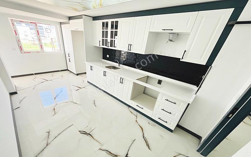 Yenikent Emla'tan Okullar Bölgesinde Satılık 4+1 160m2 - Görsel 38