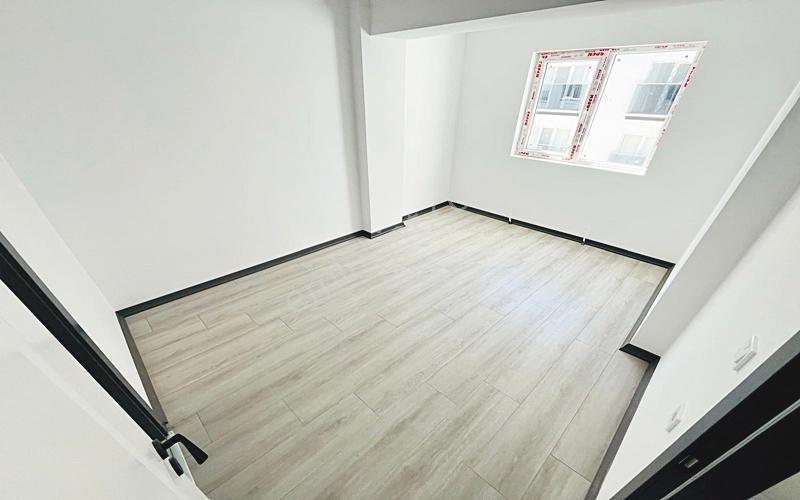 Yenikent Emla'tan Okullar Bölgesinde Satılık 4+1 160m2 - Görsel 18