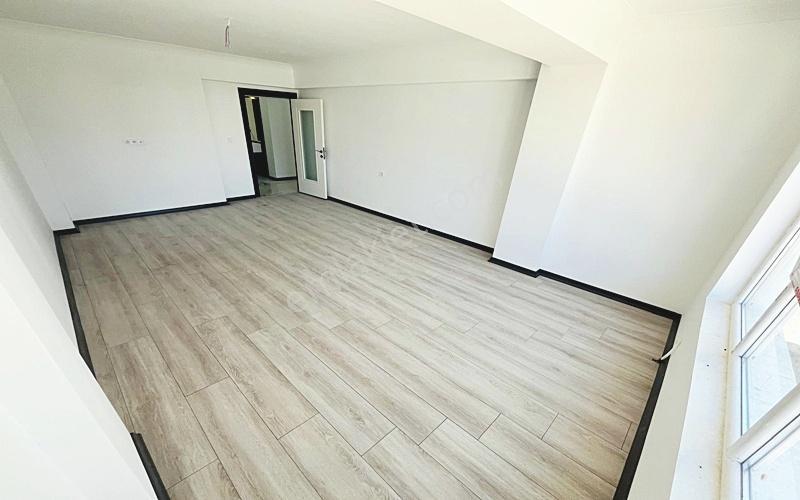 Yenikent Emla'tan Okullar Bölgesinde Satılık 4+1 160m2 - Görsel 25