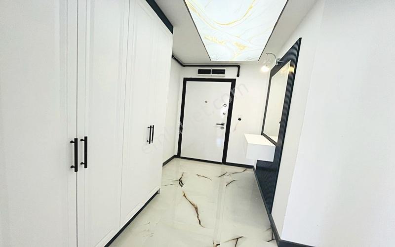 Yenikent Emla'tan Okullar Bölgesinde Satılık 4+1 160m2 - Görsel 6