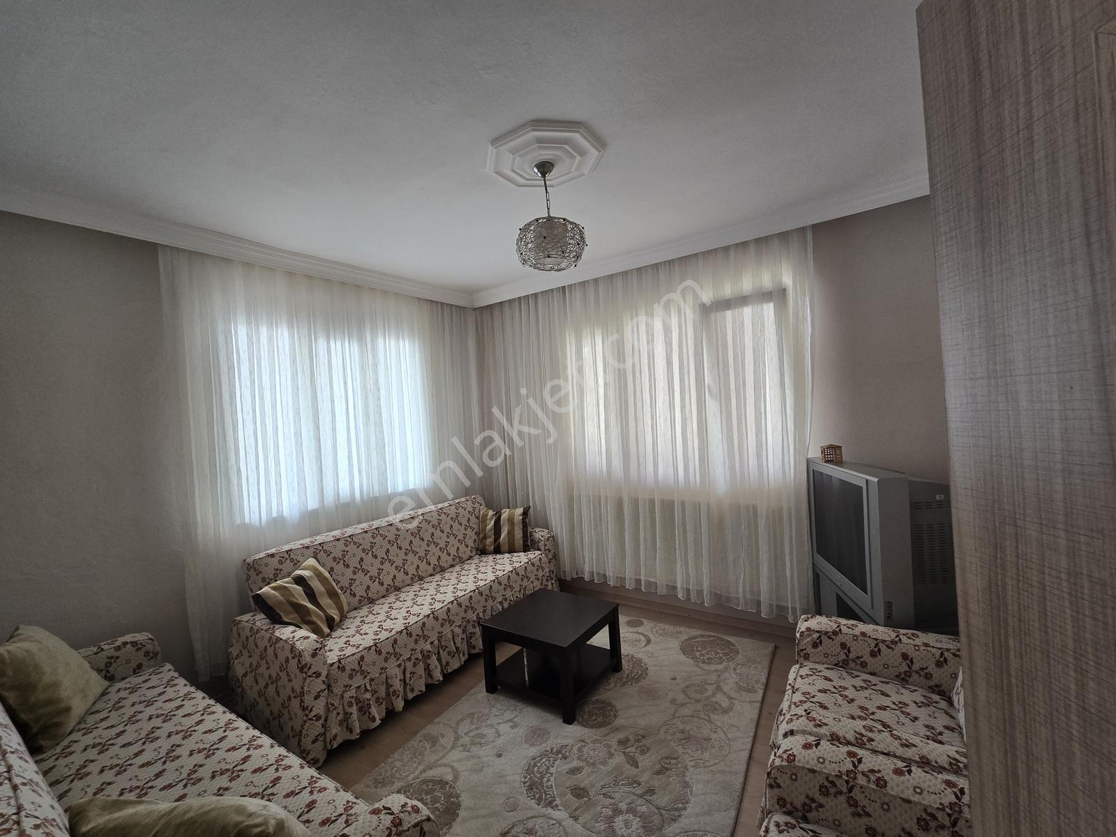 Pendik Ahmetyesevi Mahallesindce Kiralık 2+1 Eşyalı Daire - Görsel 13