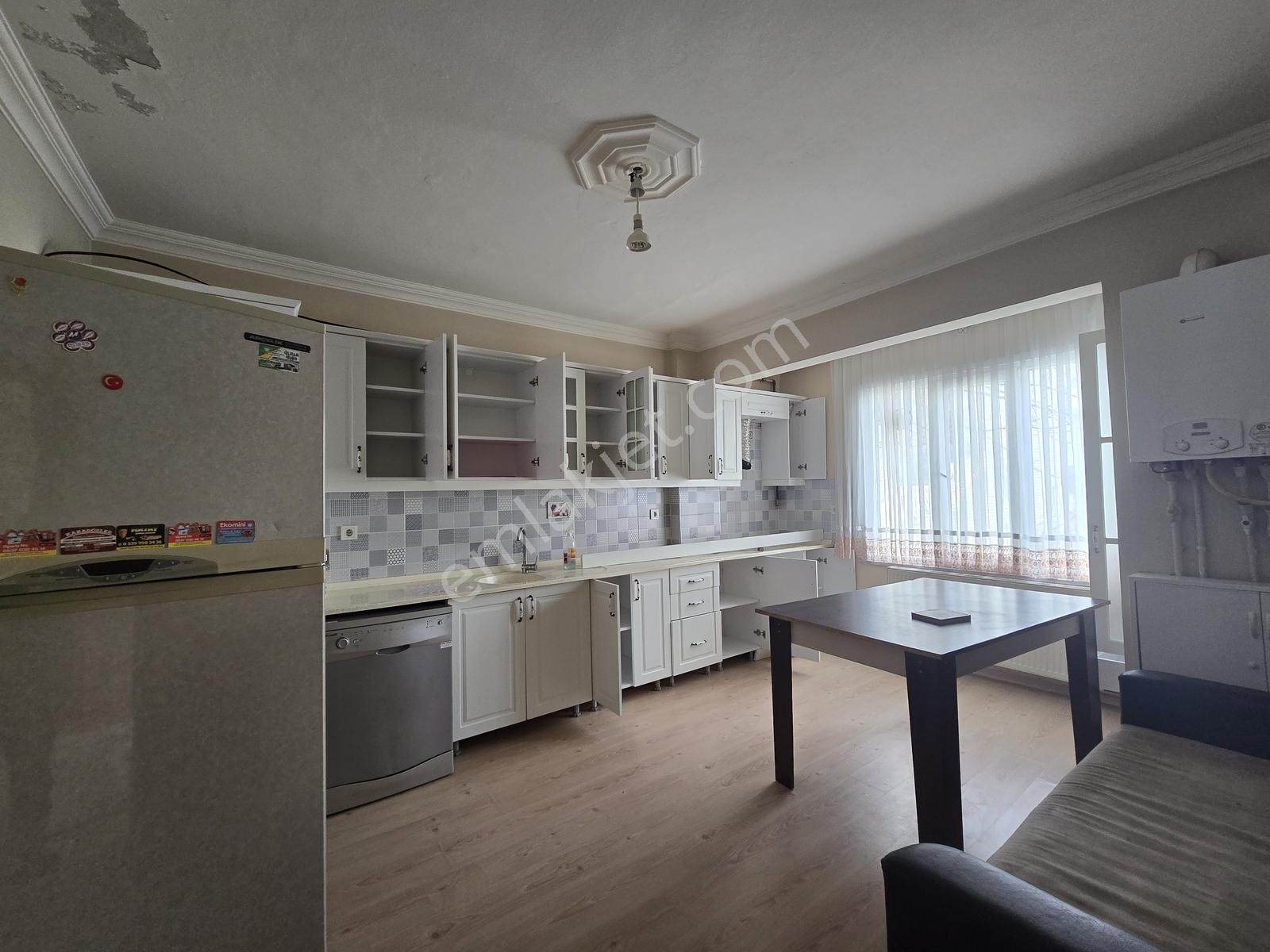 Pendik Ahmetyesevi Mahallesindce Kiralık 2+1 Eşyalı Daire - Görsel 29