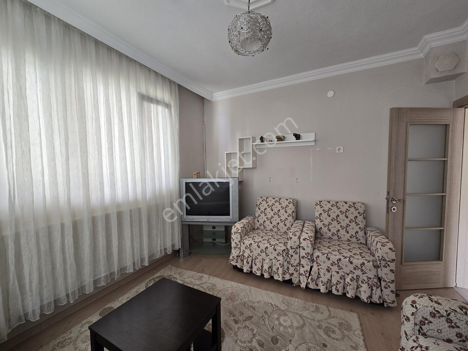 Pendik Ahmetyesevi Mahallesindce Kiralık 2+1 Eşyalı Daire - Görsel 8