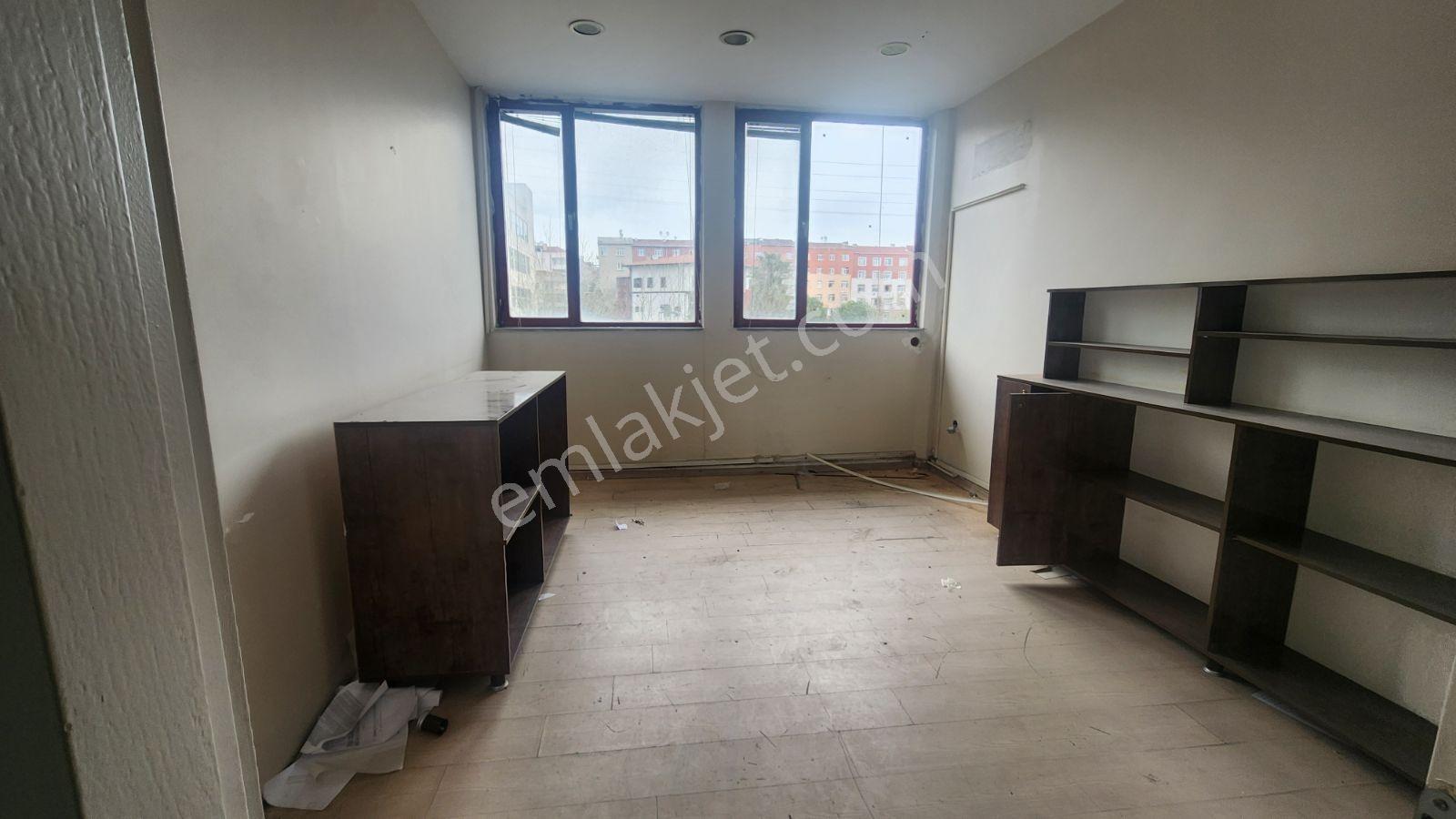 Enes Yeterden 1250 M2 İmalata Uygun İş Yeri - Görsel 11