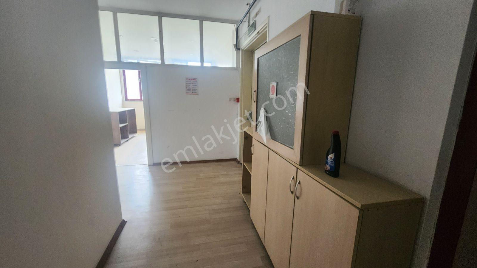 Enes Yeterden 1250 M2 İmalata Uygun İş Yeri - Görsel 13