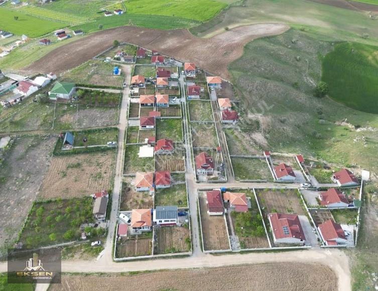 Tatlar'da Kavaklı Köyünün Hemen Üstünde Evli Bahçe