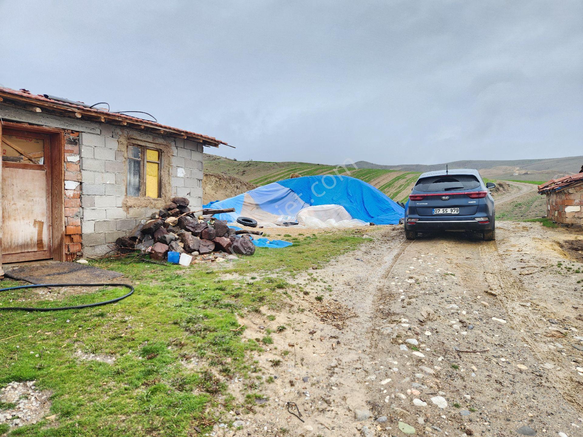 Yerköy Topaç Mah 9853 M2 Köy İçi İmarlı Elektrik Yol Su Yapı Var - Görsel 12