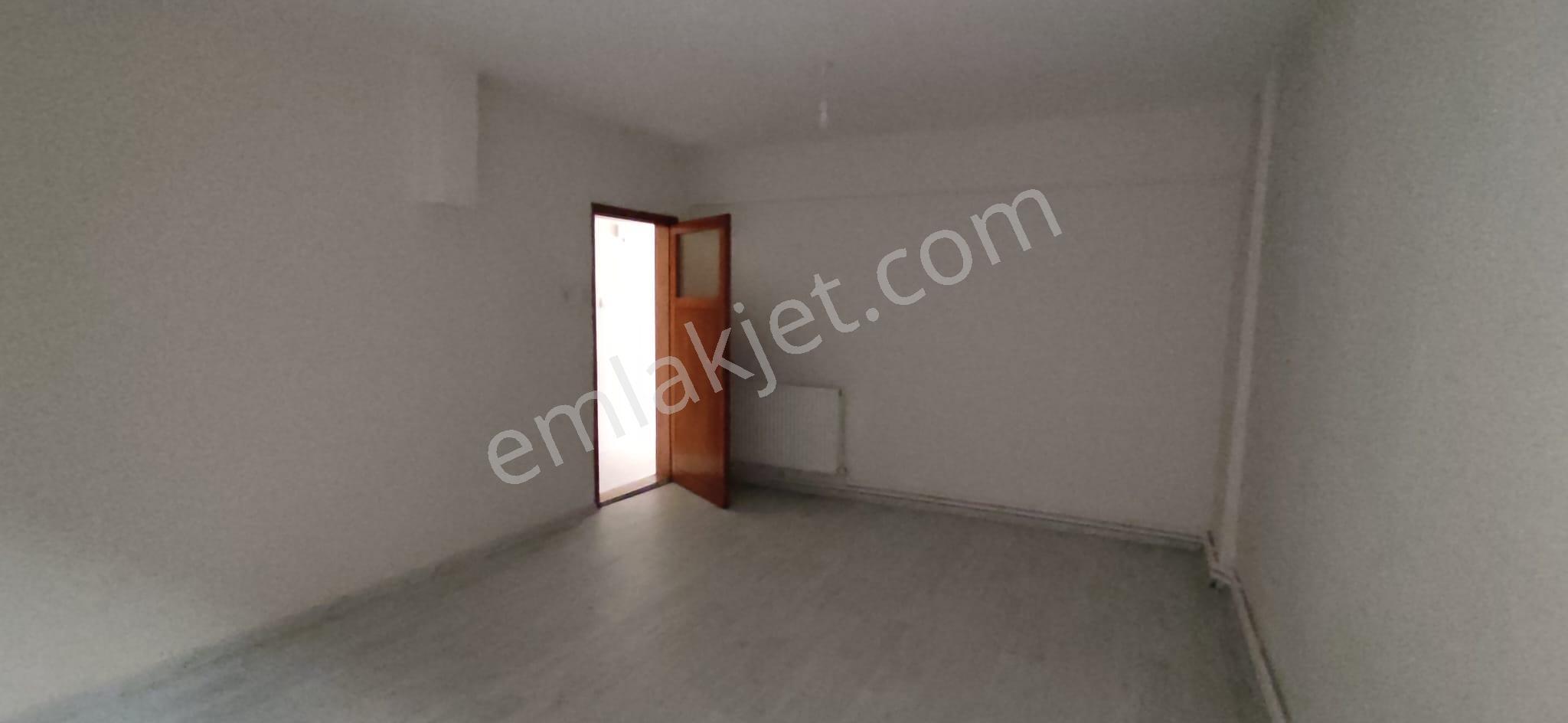 Elfi Den Gümüşçeşme Mahallesi Kiralık 2+1 Daire - Görsel 2