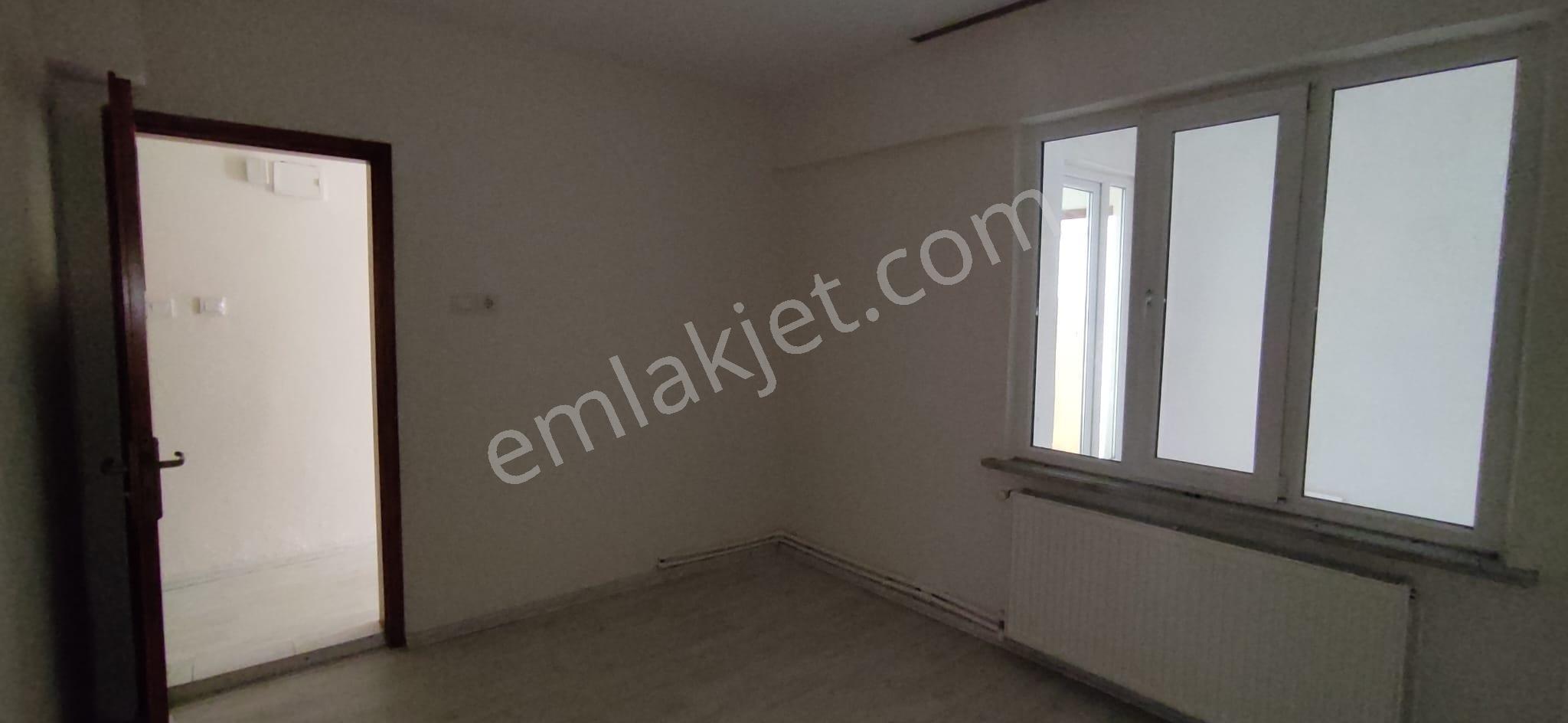 Elfi Den Gümüşçeşme Mahallesi Kiralık 2+1 Daire - Görsel 4