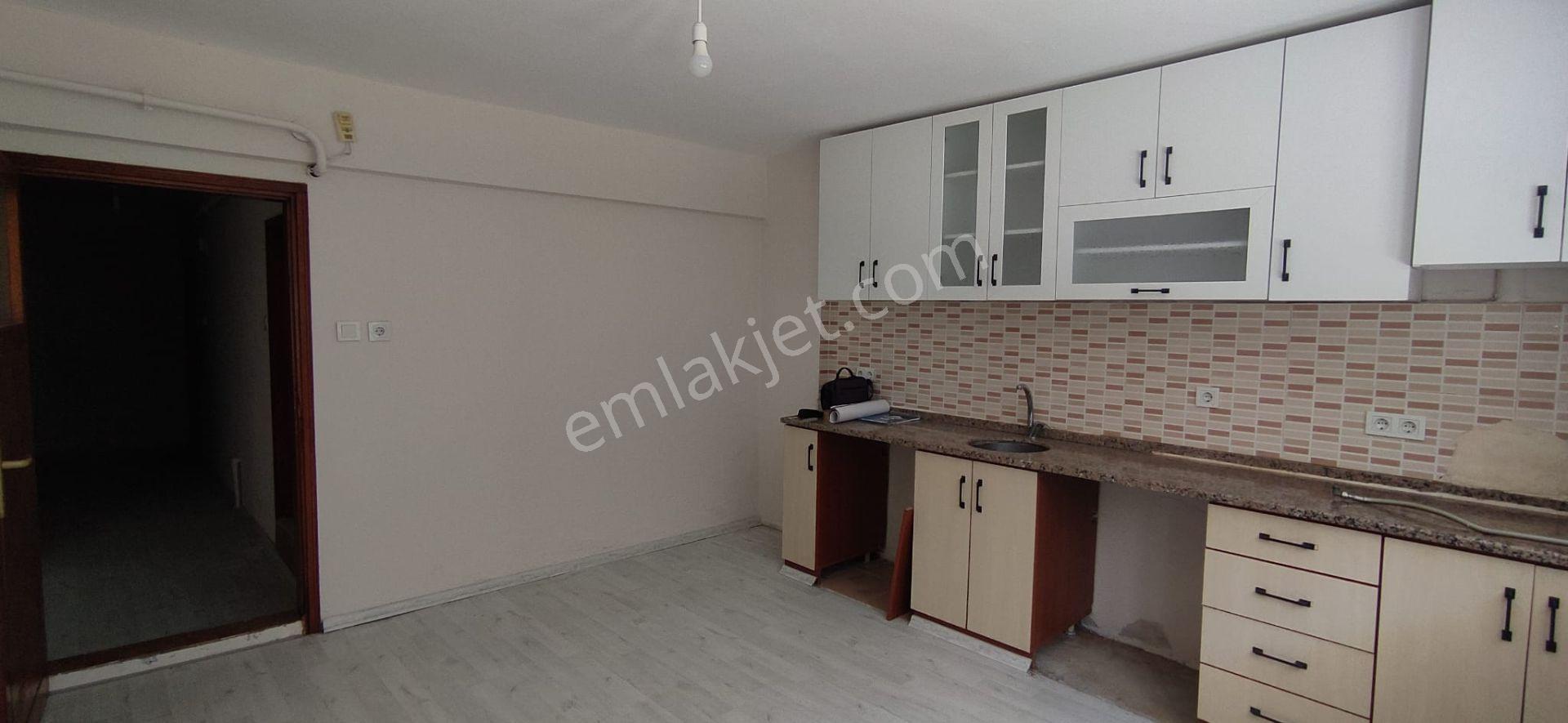 Elfi Den Gümüşçeşme Mahallesi Kiralık 2+1 Daire - Görsel 7