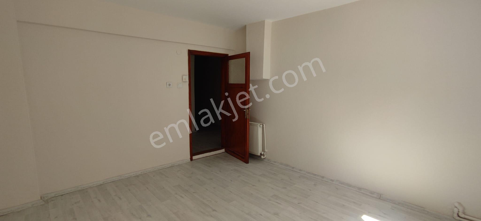 Elfi Den Gümüşçeşme Mahallesi Kiralık 2+1 Daire - Görsel 8