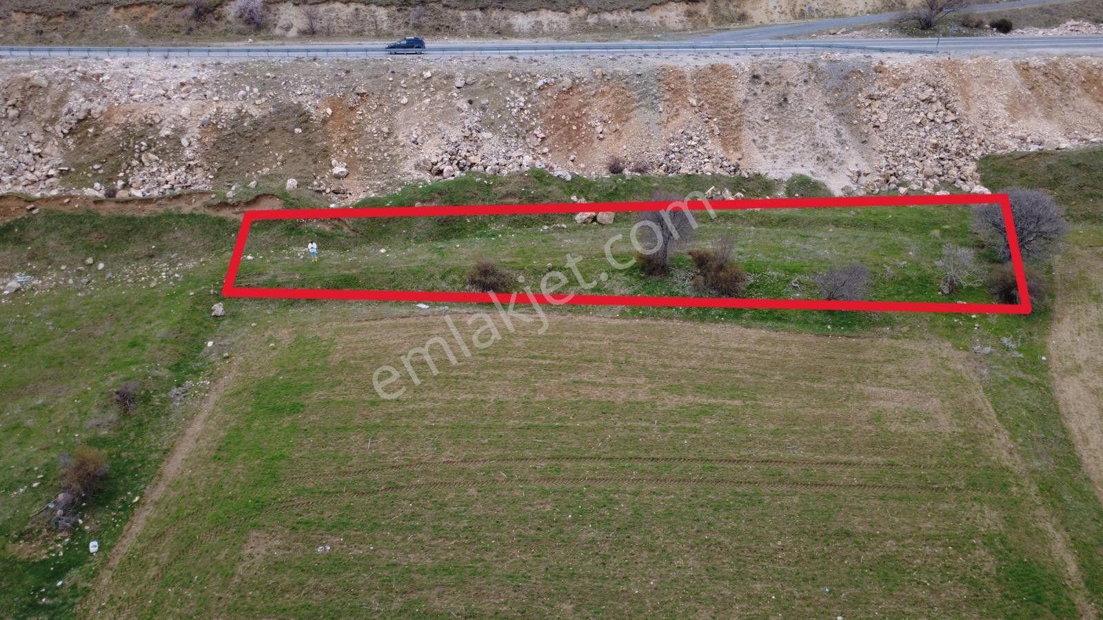 Erzincan İliç Ortatepe Köyünde Satılık Tarla - Görsel 4