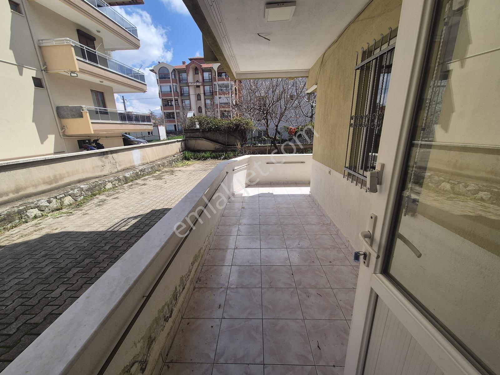 Isparta Merkez Hızırbey Mah. Geniş 3+1 Bahçe Katı Kiralık Daire! - Görsel 24
