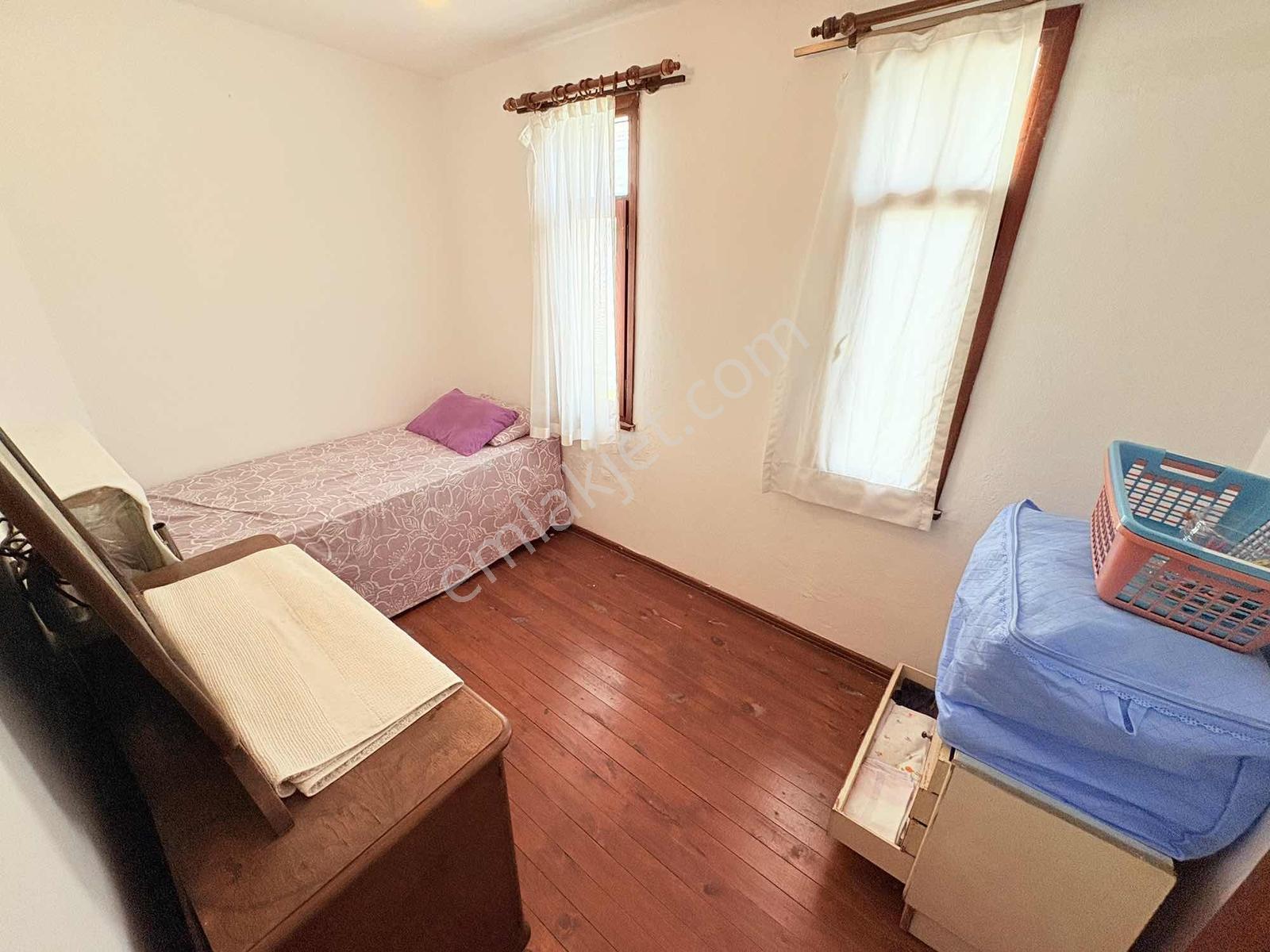 Yeniçiftlik Merkezde İskanlı Geniş Bahçeli 3+1 Satılık Villa - Görsel 15
