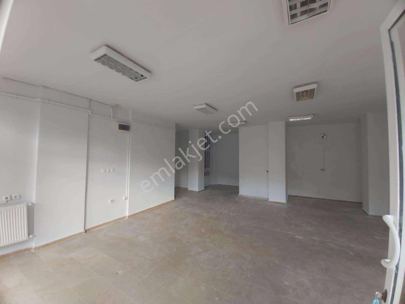 Maltepe Altayçeşmede İşlek Sokakta Satılık 55m2 Acil Arsa Tapulu - Görsel 11