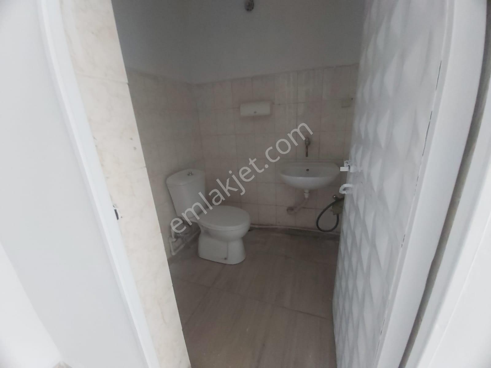 Maltepe Altayçeşmede İşlek Sokakta Satılık 55m2 Acil Arsa Tapulu - Görsel 8