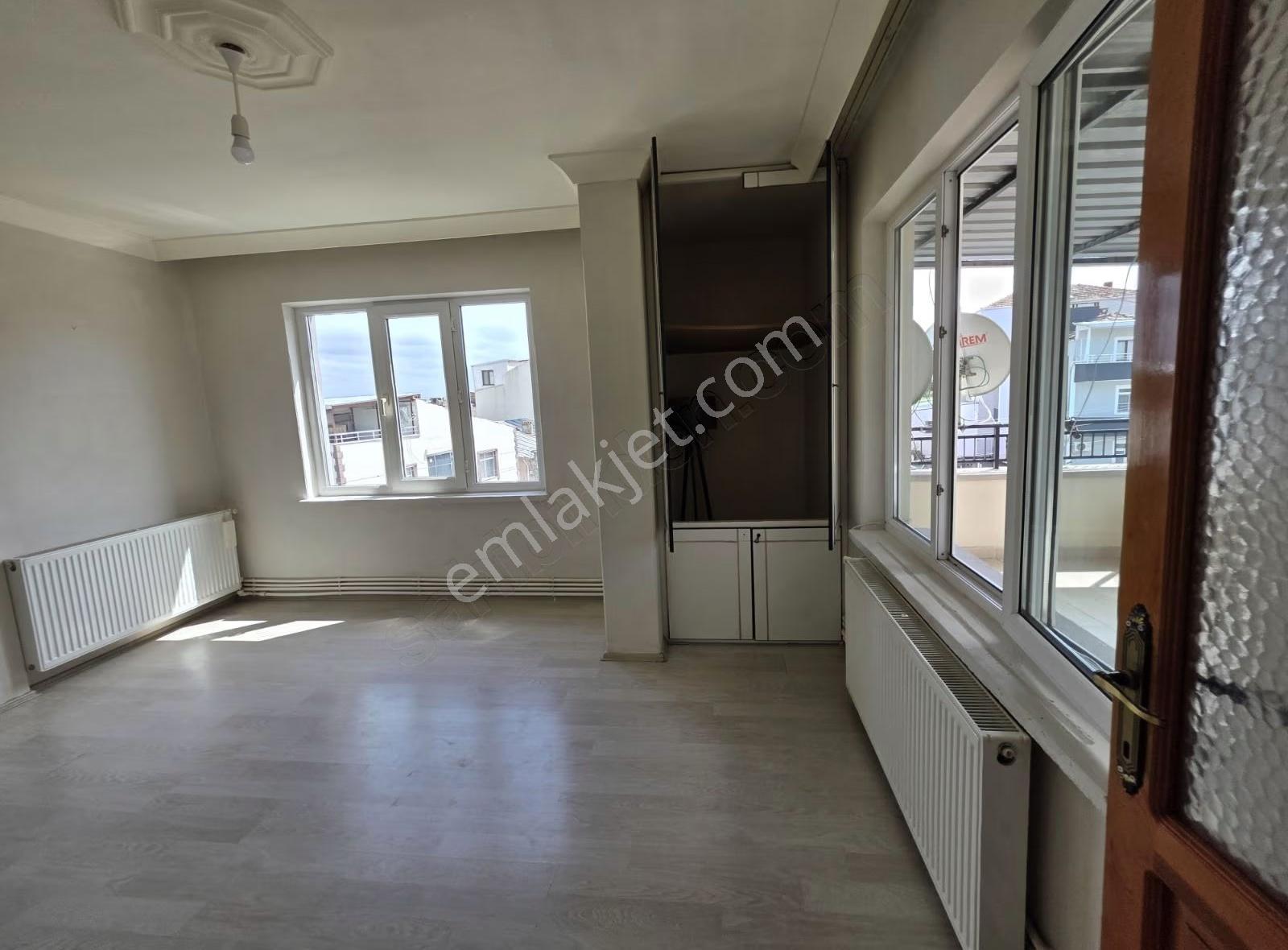 Şehitler Parkı Karşısı 2+1 Açık Mutfak Teraslı Daire - Görsel 8