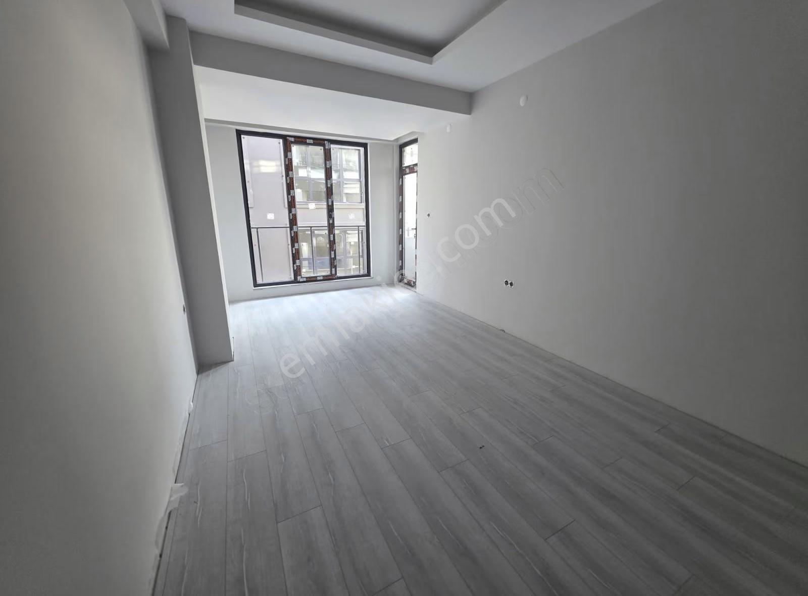 Devlet Hastanesi Civarı Eski Bandırma Caddesi Satılık 2+1